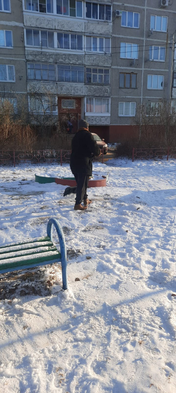 Поселок Хорлово , уборка от снега ДИП по улице Советская 125.