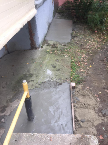 Заливка отмостки в рп. Фосфоритный