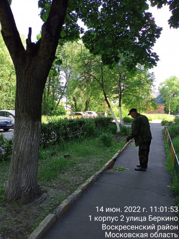 мкр. Цемгигант - продолжаются работы по благоустройству дворовых территорий.