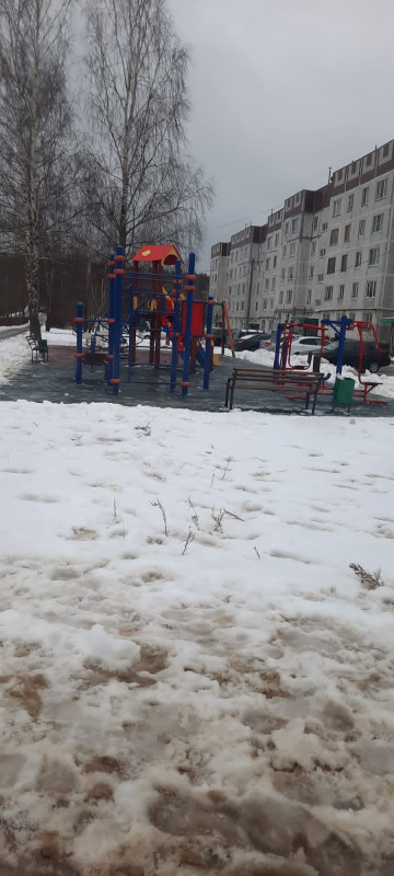 РП Фосфоритный , уборка снега на ДИП по улице Воинской Славы 7.